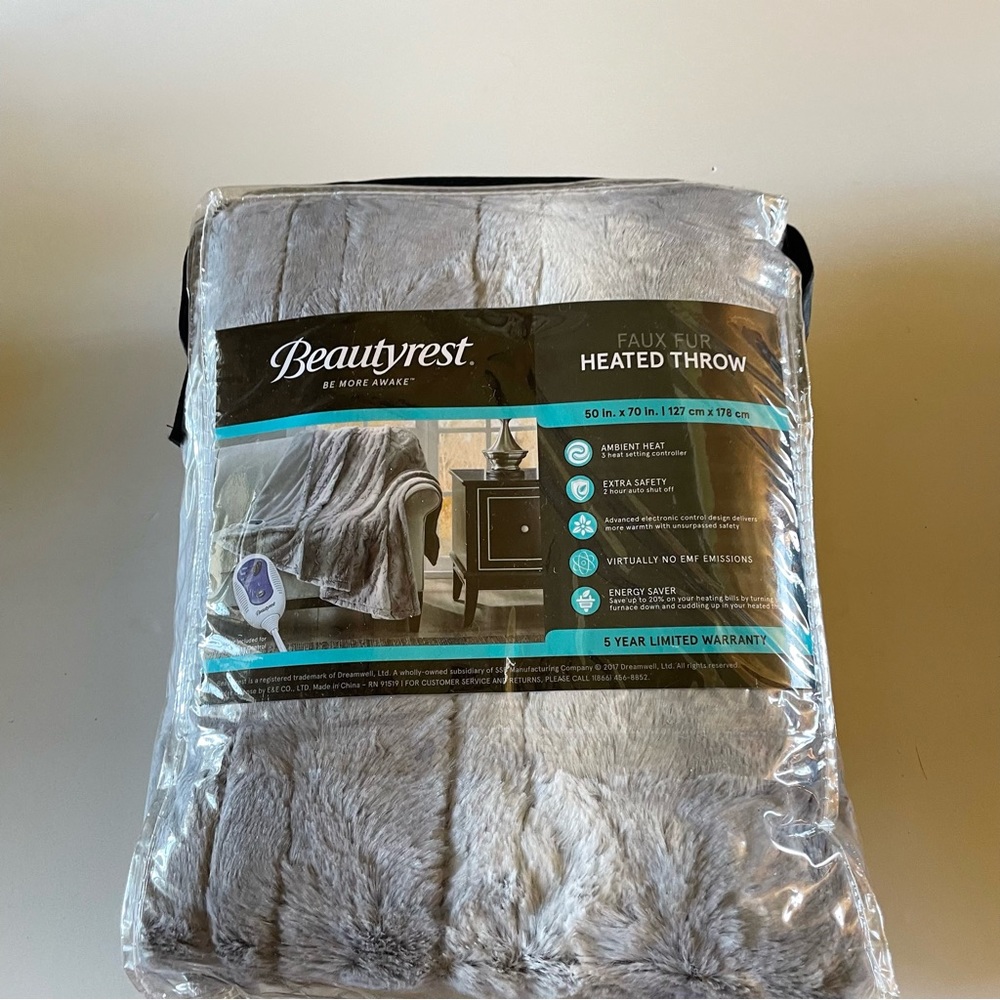 Brand New Beautyrest Heated Electric Throw